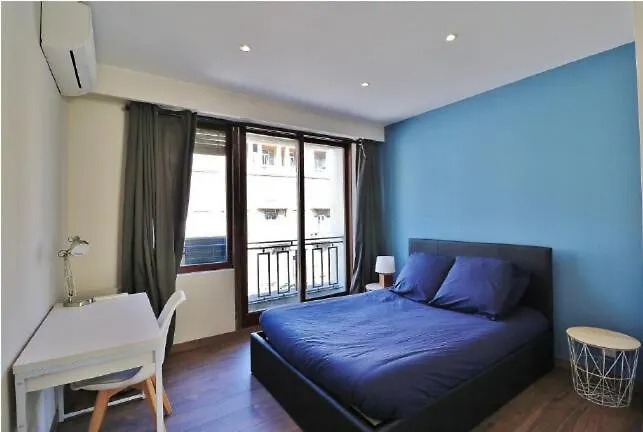 3 Pieces 55m2 - 30 M De La Apartmán *